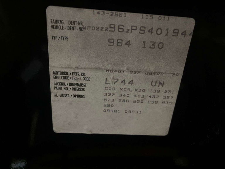 Porsche 964 Carrera 4