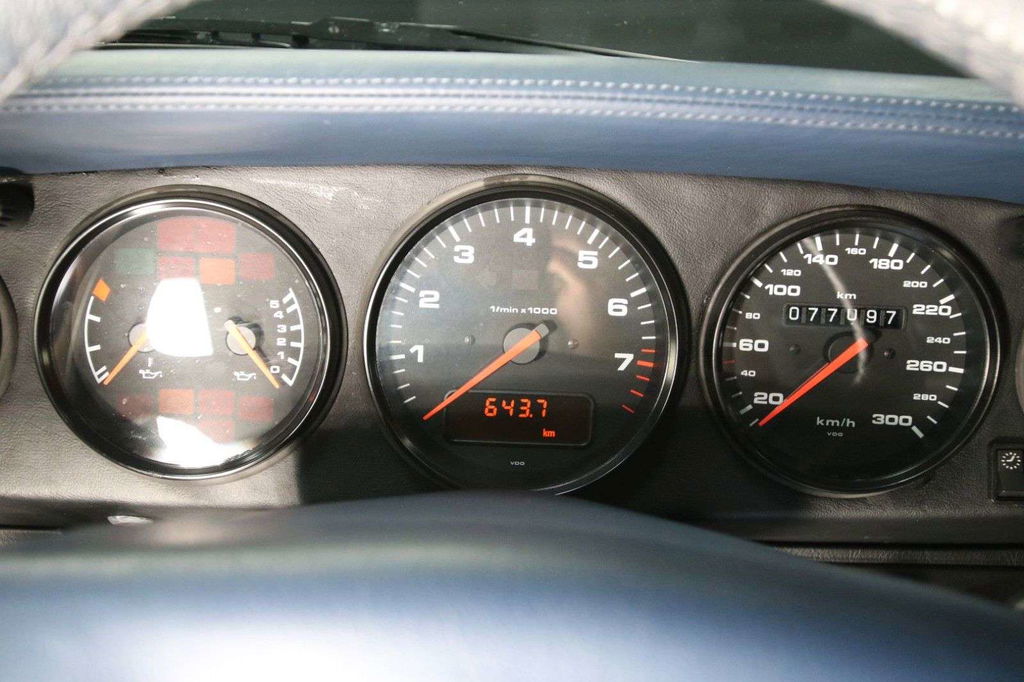 Porsche 993 Carrera 4S