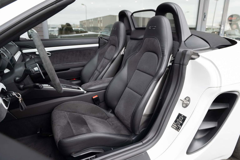 Porsche 718 Boxster GTS