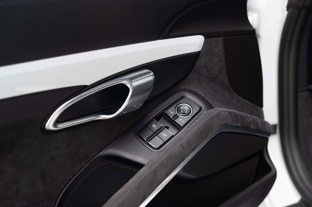 Porsche 718 Boxster GTS