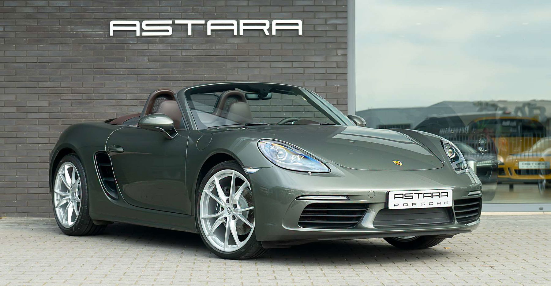 Porsche 718 Boxster