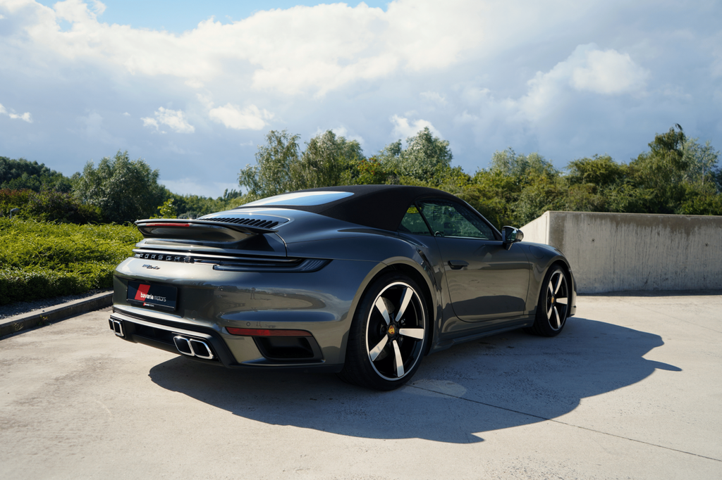Porsche 992 Turbo