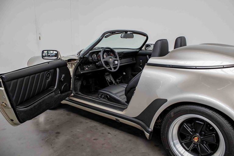 Porsche 911 Carrera 3.2 Speedster