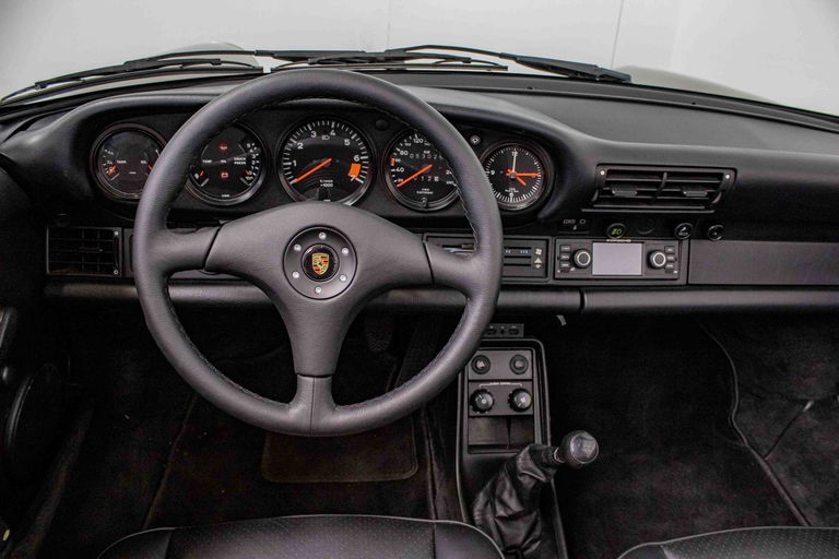 Porsche 911 Carrera 3.2 Speedster