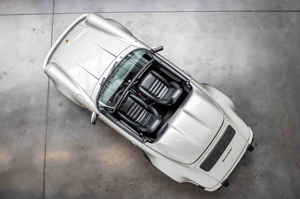 Porsche 911 Carrera 3.2 Speedster