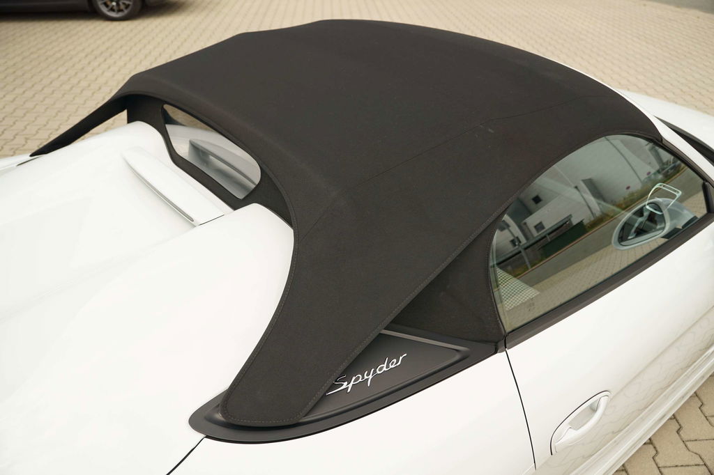 Porsche 981 Boxster Spyder