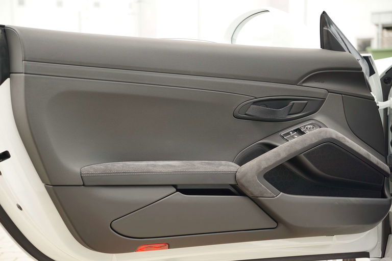 Porsche 981 Boxster Spyder