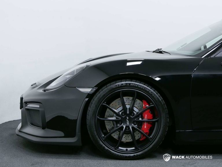 Porsche 981 Cayman GT4