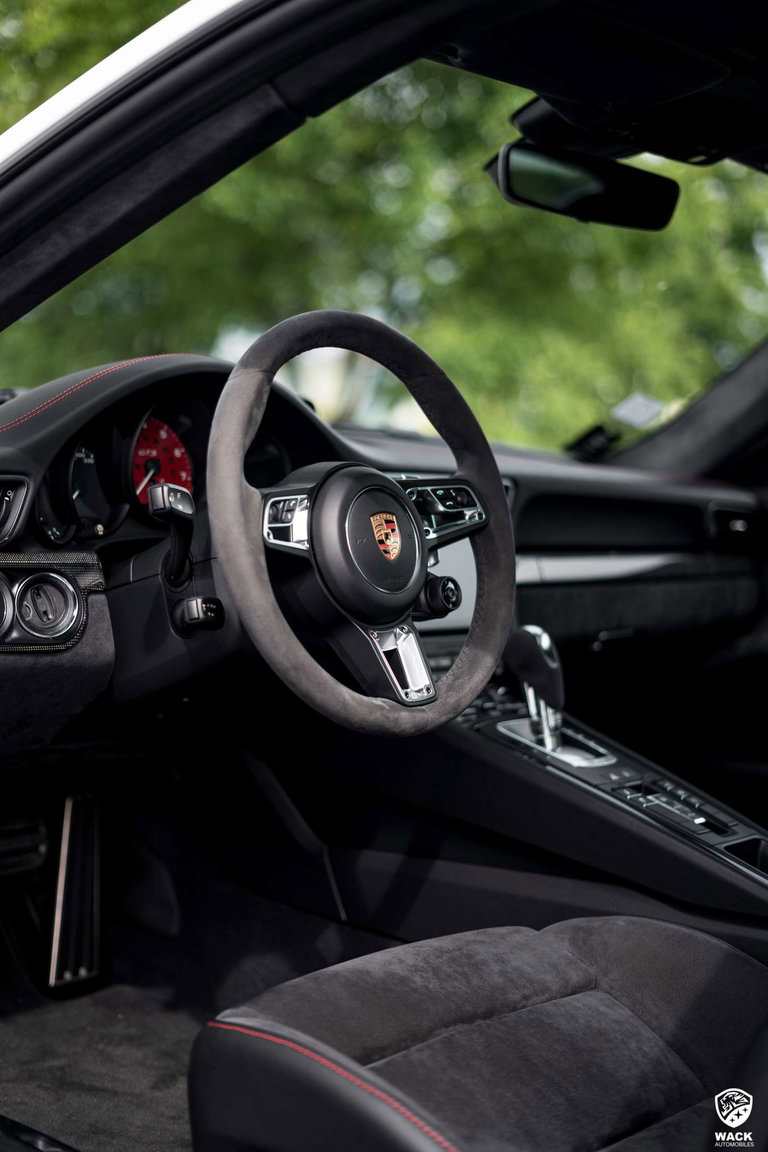 Porsche 991.2 Carrera GTS