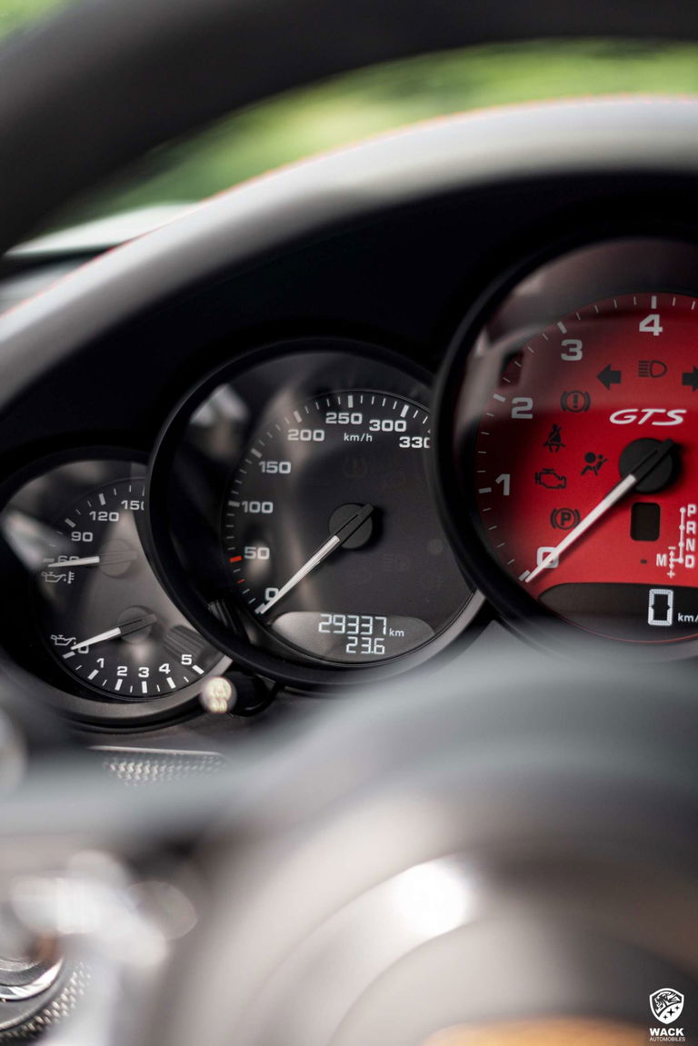 Porsche 991.2 Carrera GTS