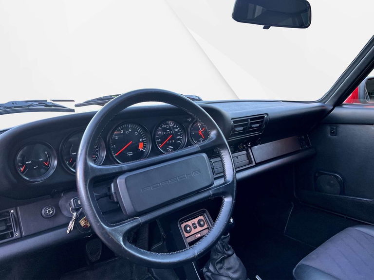 Porsche 911 Carrera 3.2