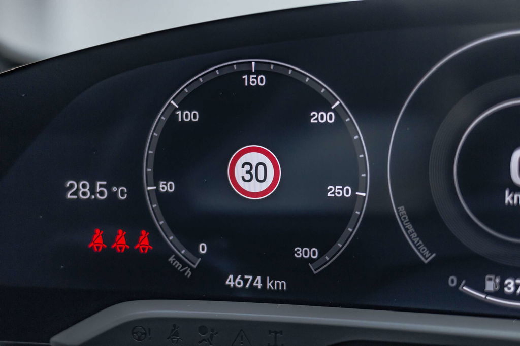 Porsche Taycan 4 Cross Turismo