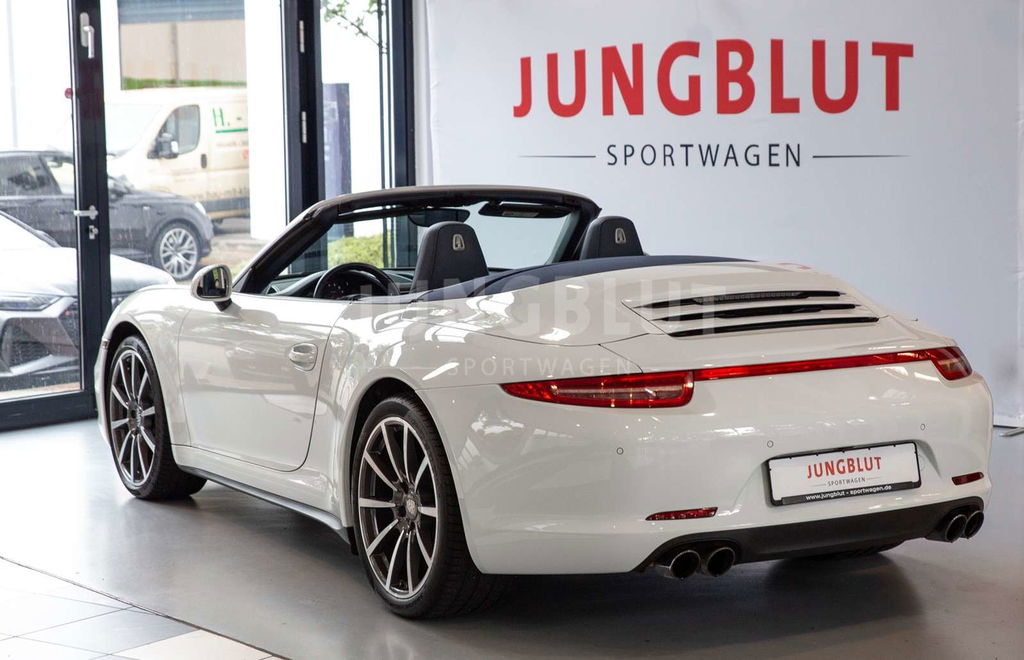 Porsche 991 Carrera 4