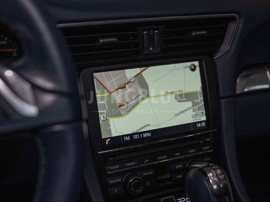 Porsche 991 Carrera 4