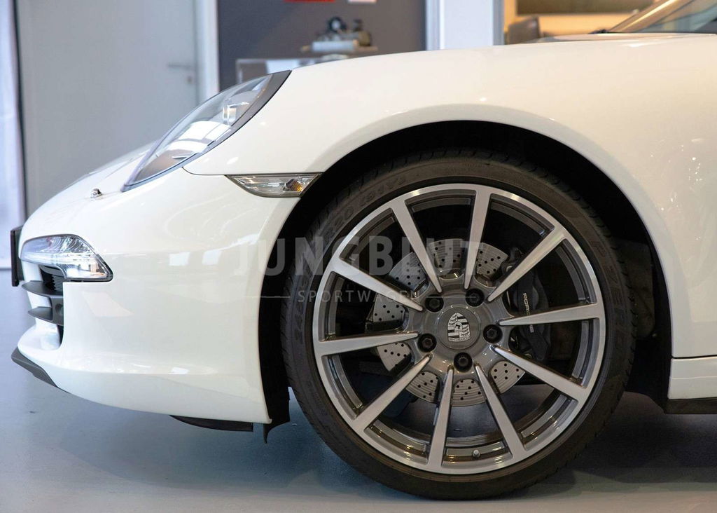 Porsche 991 Carrera 4