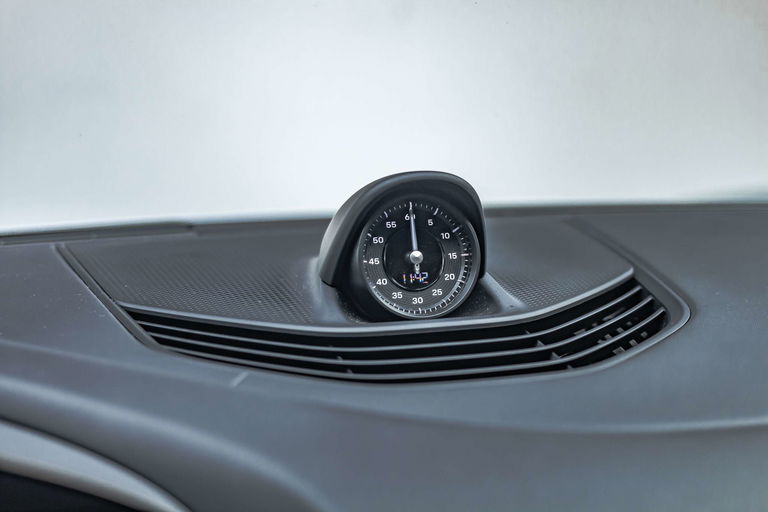 Porsche Taycan 4 Cross Turismo