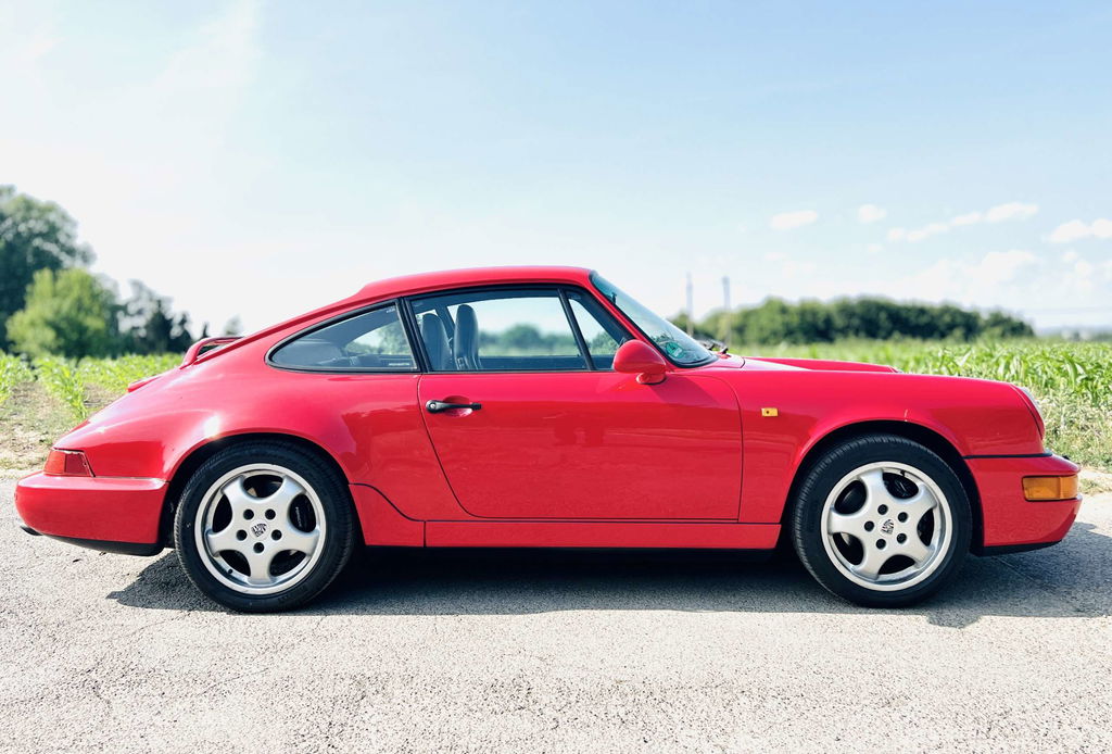 Porsche 964 Carrera 4