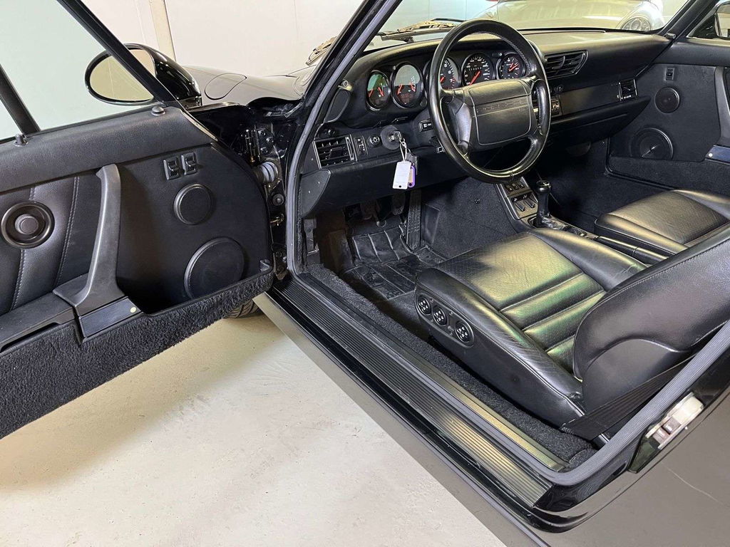 Porsche 964 Carrera 4