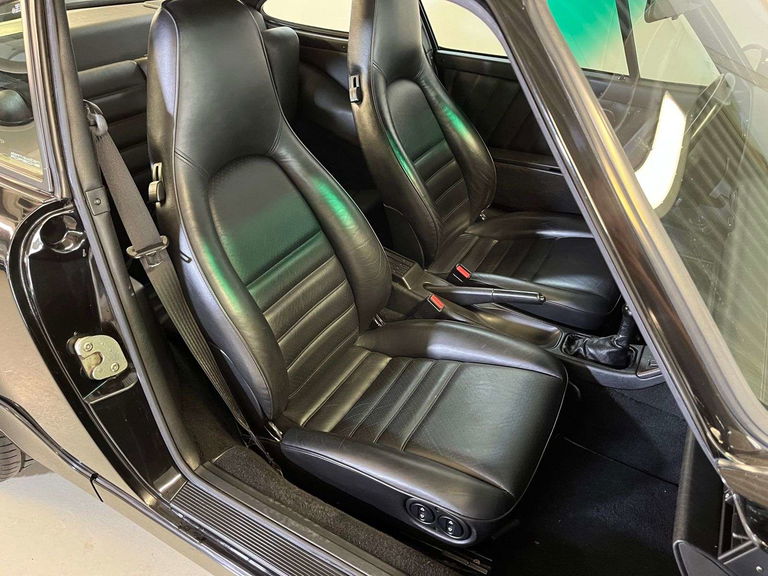 Porsche 964 Carrera 4