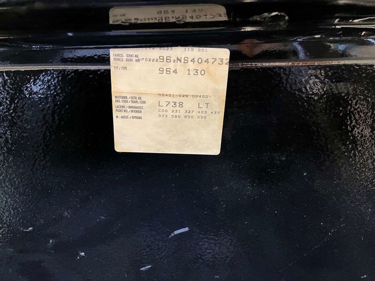 Porsche 964 Carrera 4