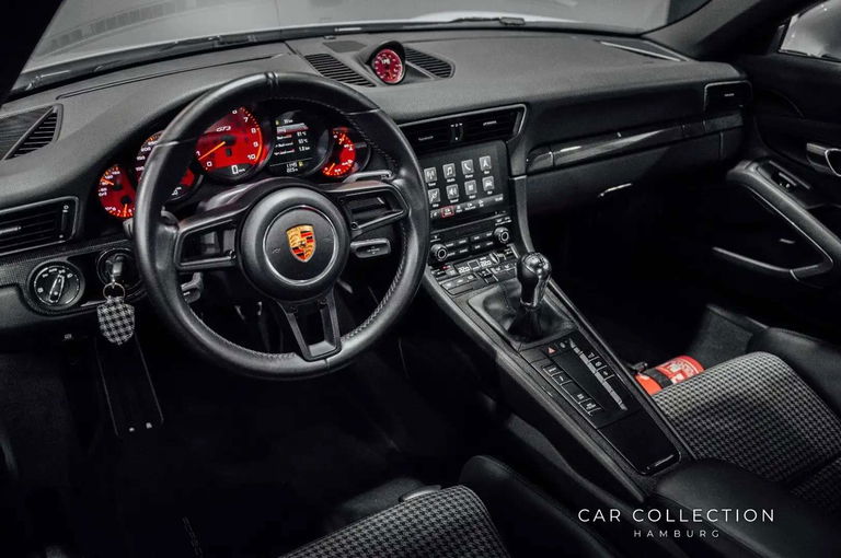 Porsche 991 GT3 Touring