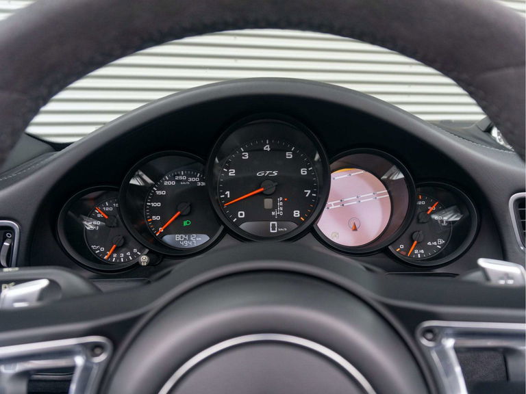 Porsche 991.2 Carrera GTS