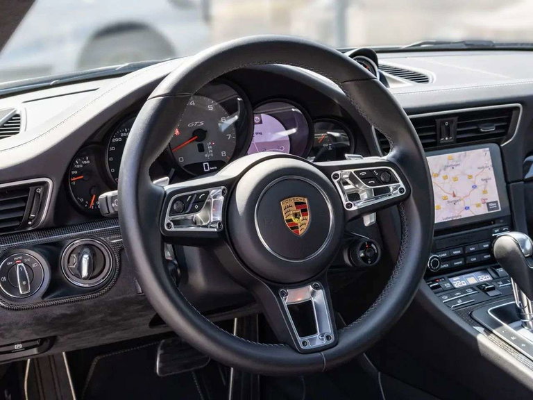 Porsche 991.2 Carrera GTS