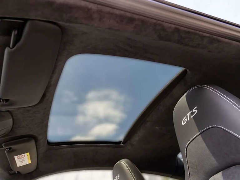 Porsche 991.2 Carrera GTS