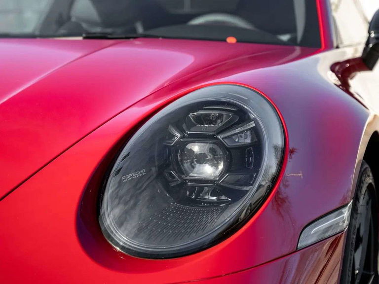 Porsche 992 Carrera GTS