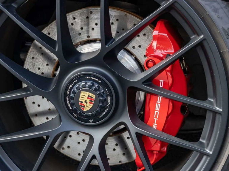 Porsche 991.2 Carrera GTS