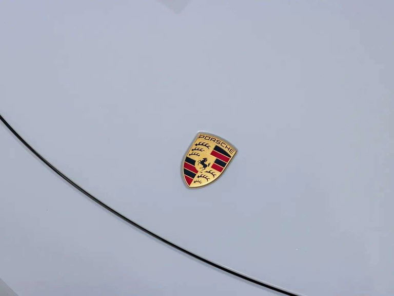 Porsche 991.2 Carrera GTS