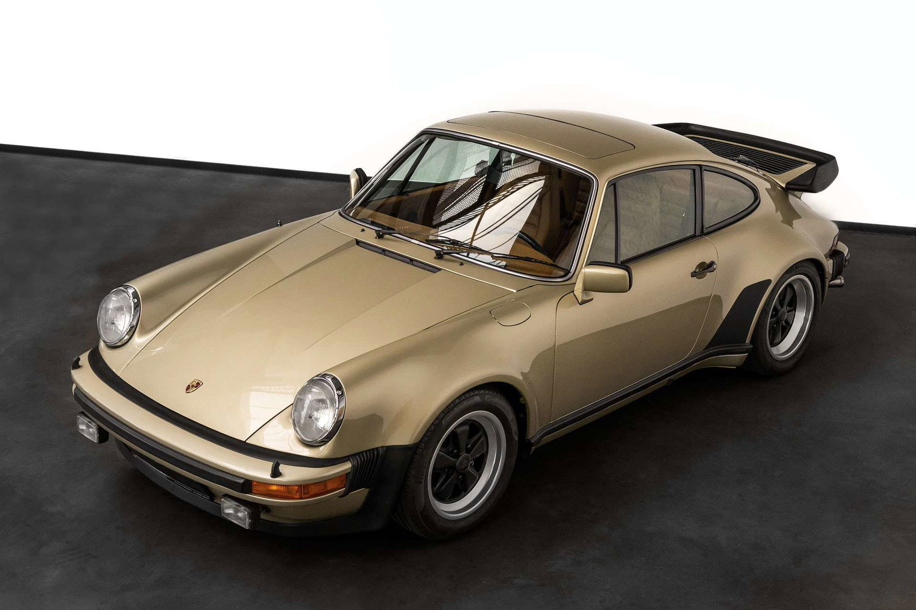 Porsche 911 Turbo 3.3
