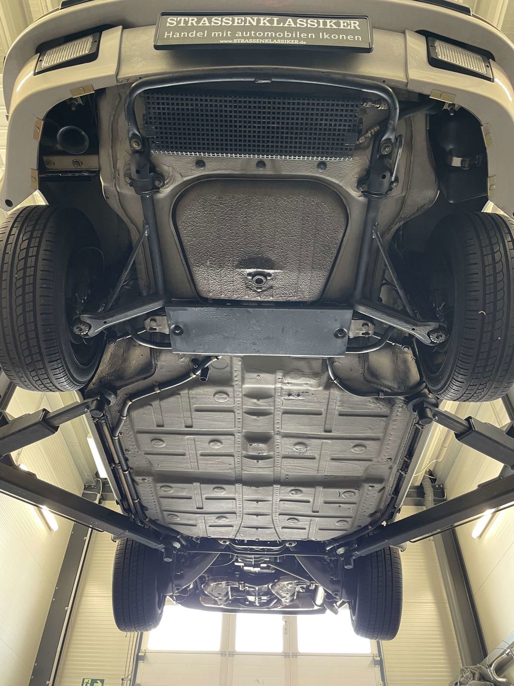 Porsche 911 Carrera 3.2 Speedster