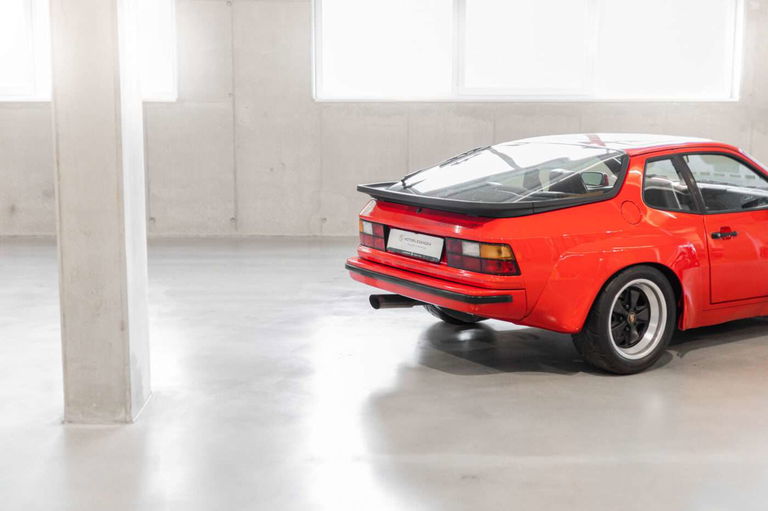 Porsche 924 Carrera GT