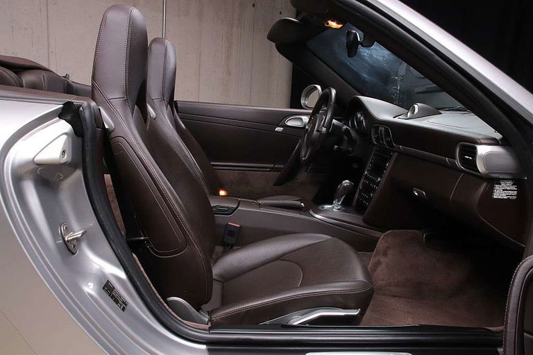 Porsche 997.2 Carrera 4S