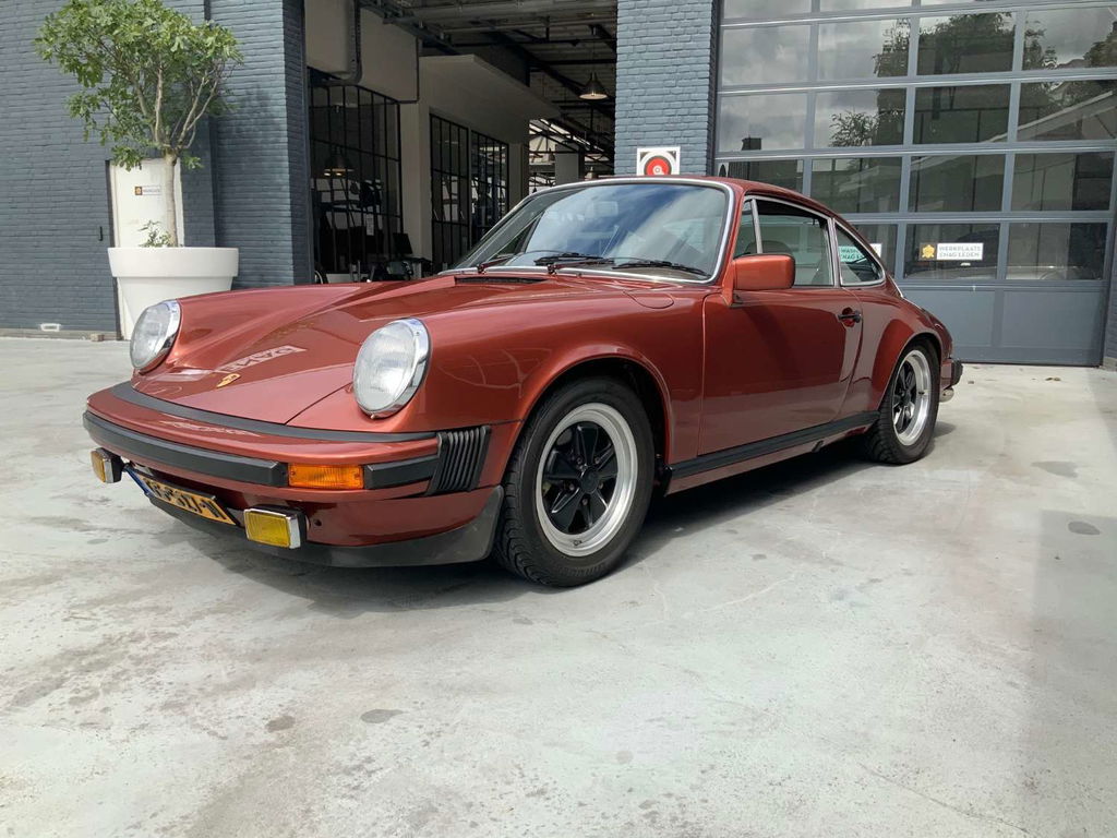 Porsche 911 SC