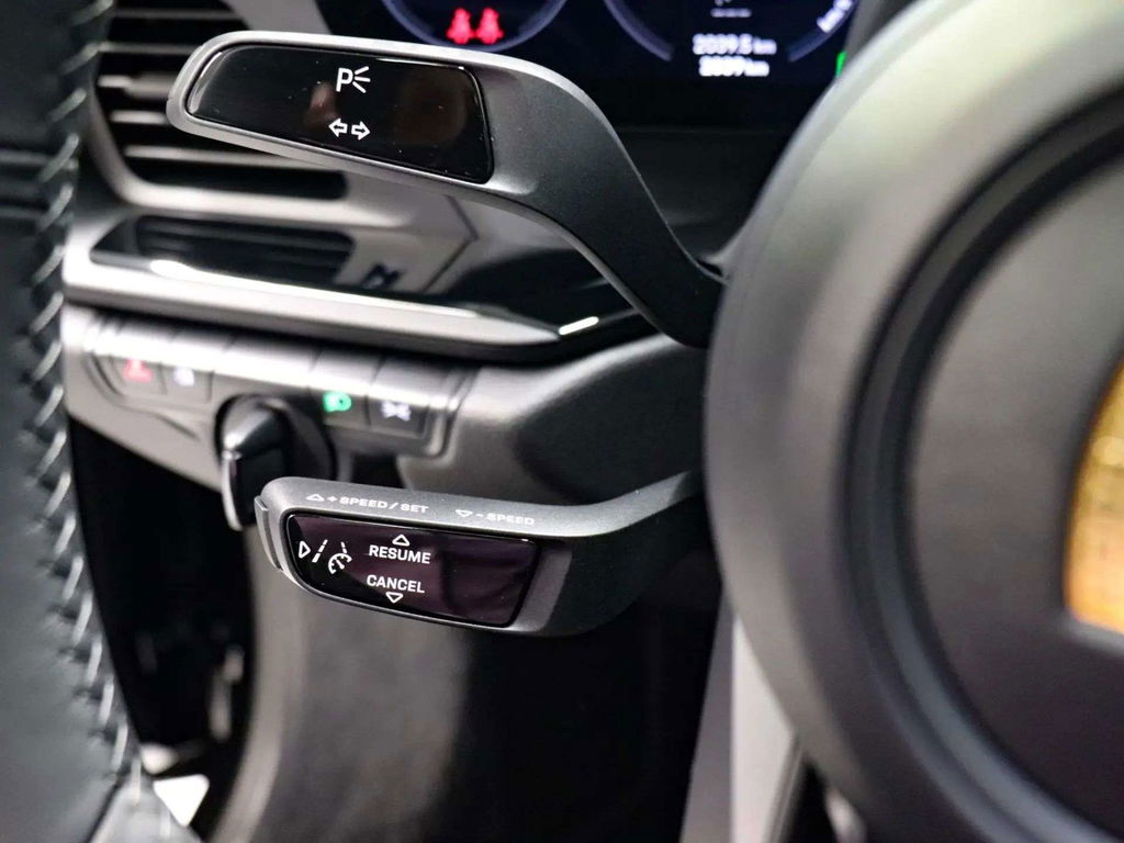 Porsche 992 Carrera T