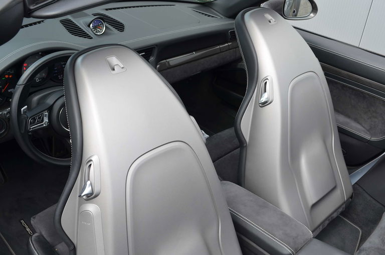 Porsche 991.2 Carrera GTS