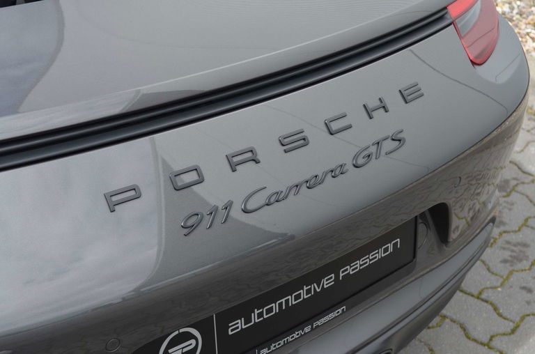 Porsche 991.2 Carrera GTS