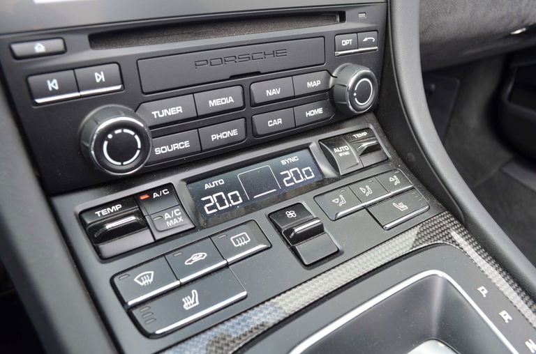 Porsche 991.2 Carrera GTS