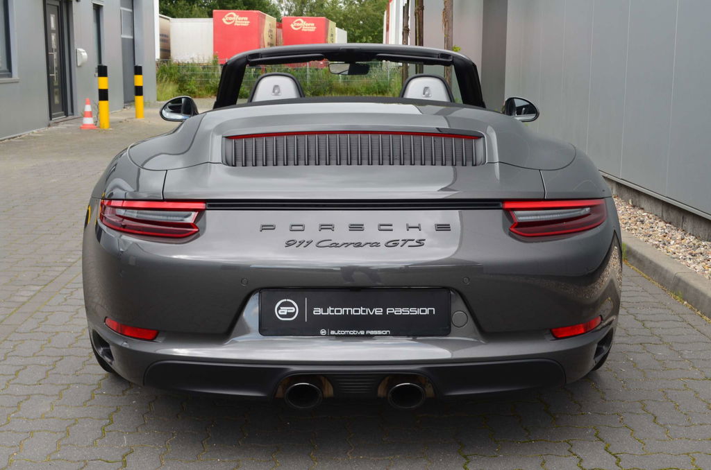Porsche 991.2 Carrera GTS