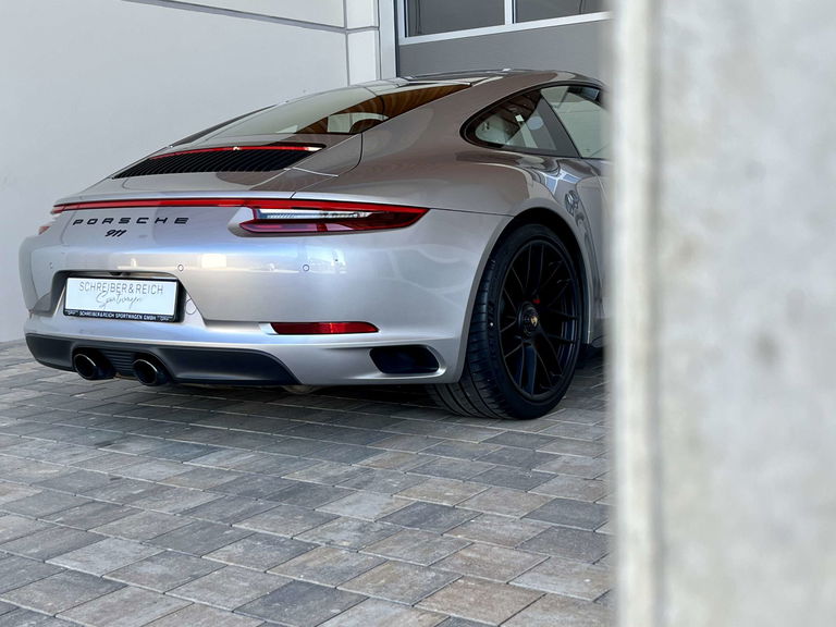 Porsche 991.2 Carrera 4 GTS