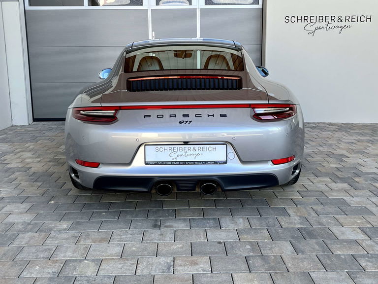 Porsche 991.2 Carrera 4 GTS