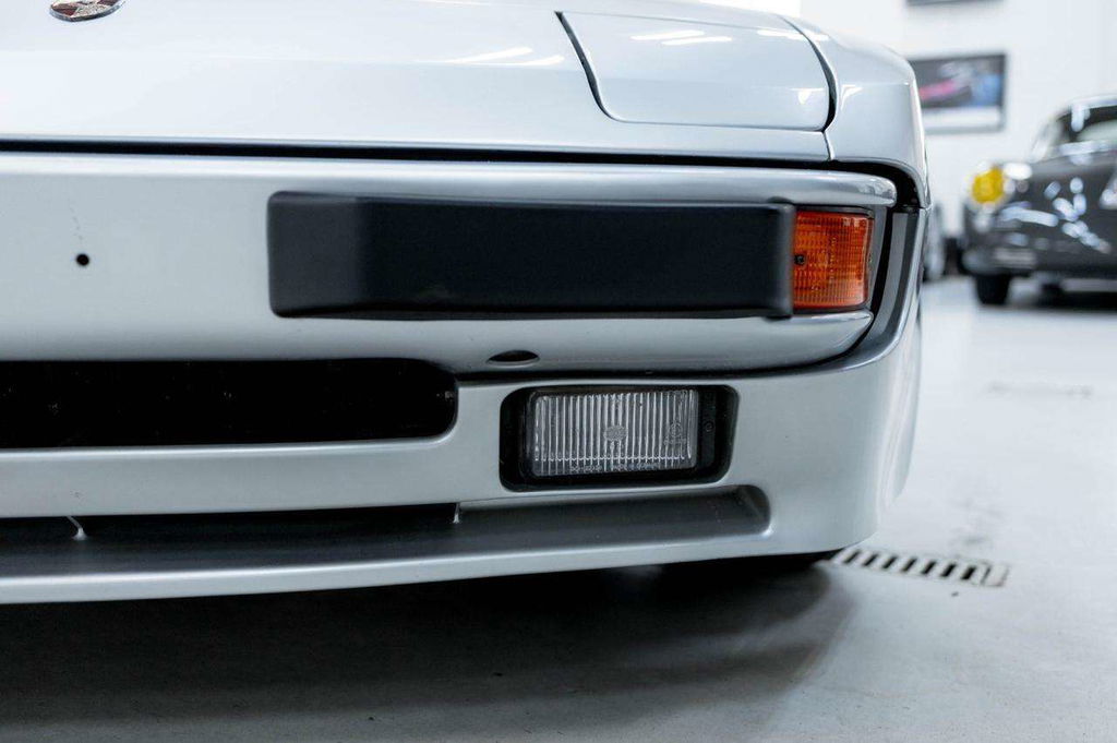 Porsche 944 Coupé