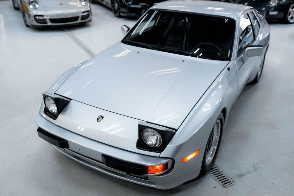 Porsche 944 Coupé