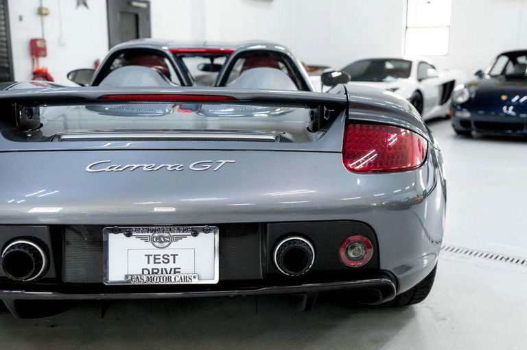 Porsche Carrera GT