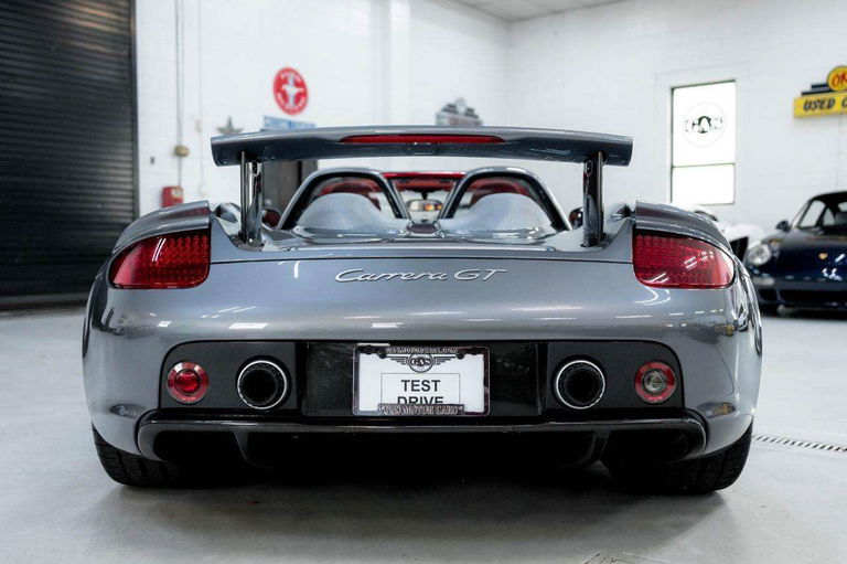 Porsche Carrera GT