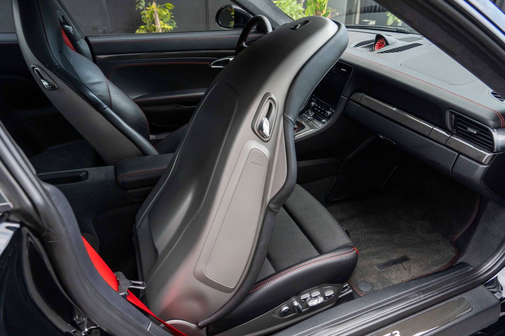 Porsche 991 GT3 Touring
