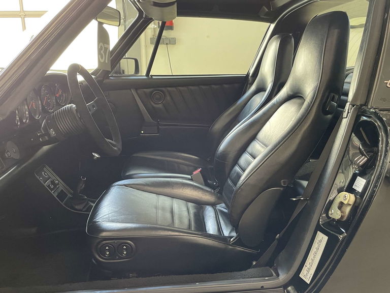 Porsche 911 Carrera 3.2 (US)