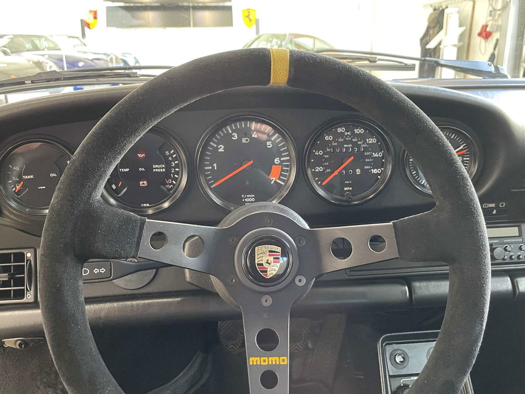 Porsche 911 Carrera 3.2 (US)